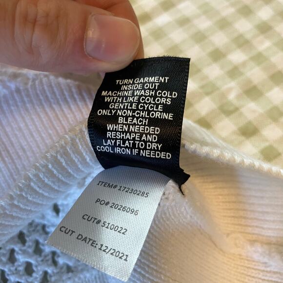 Torrid white crochet mesh fishnet style polo shirt - Picture 7 of 8